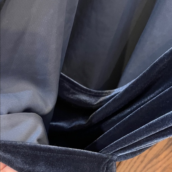 Banana Republic Velvet Bodysuit - Picture 13 of 16